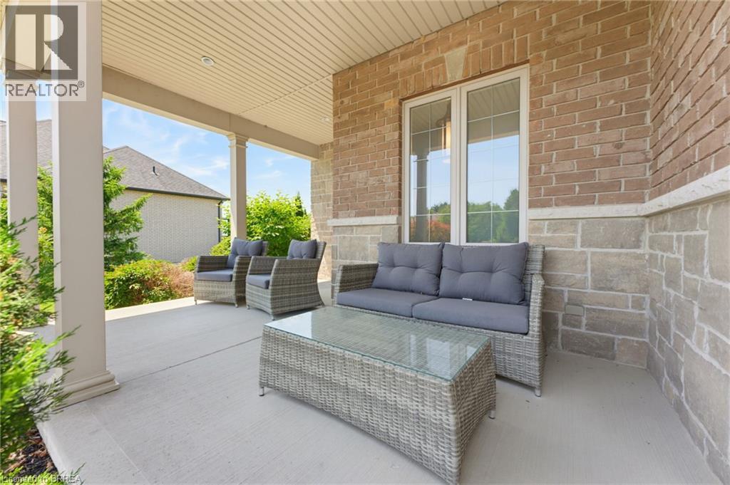 13 WINGROVE WOODS - 8