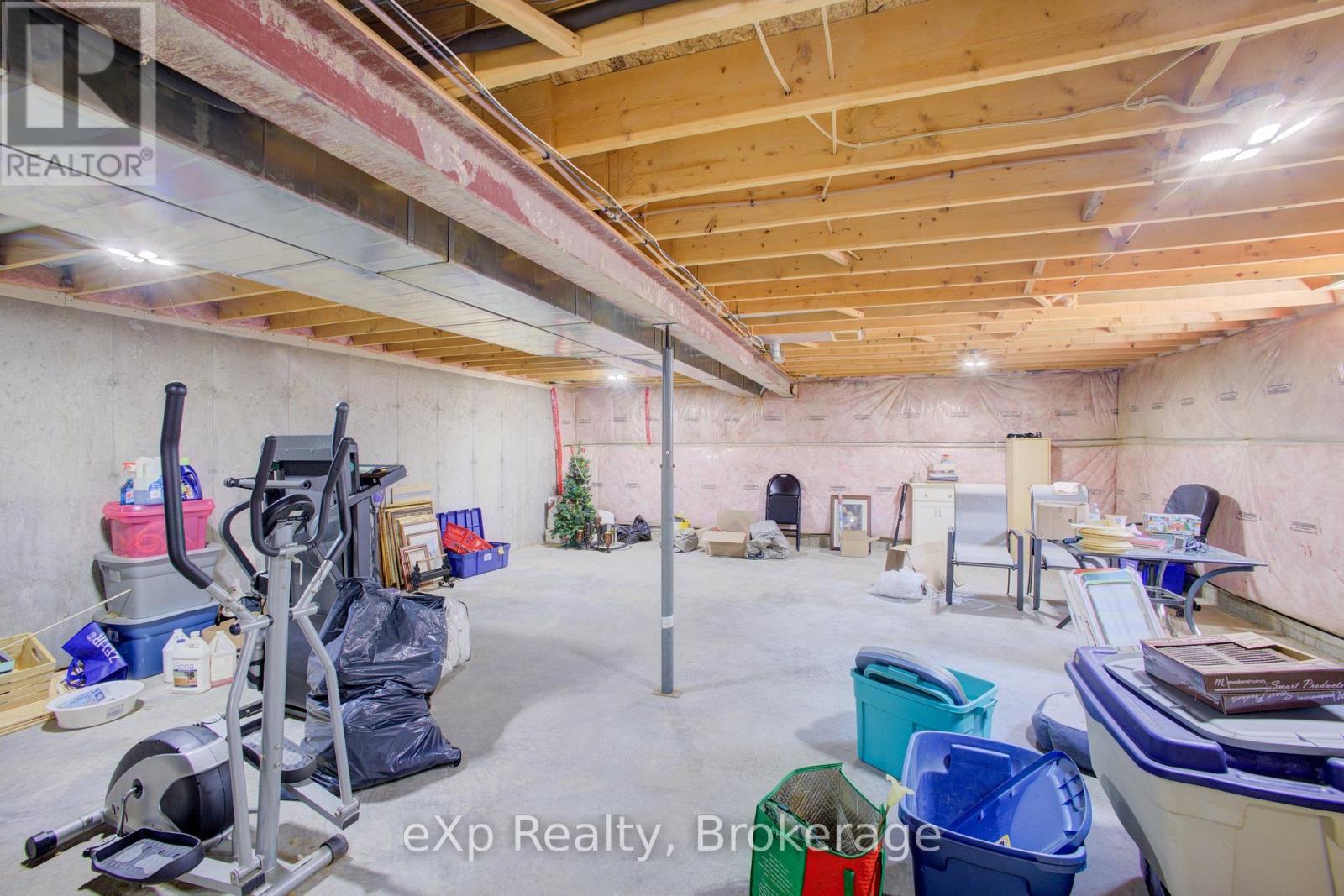 489 DANBY STREET E - 17