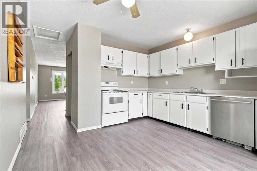 8113 94 Street - 9