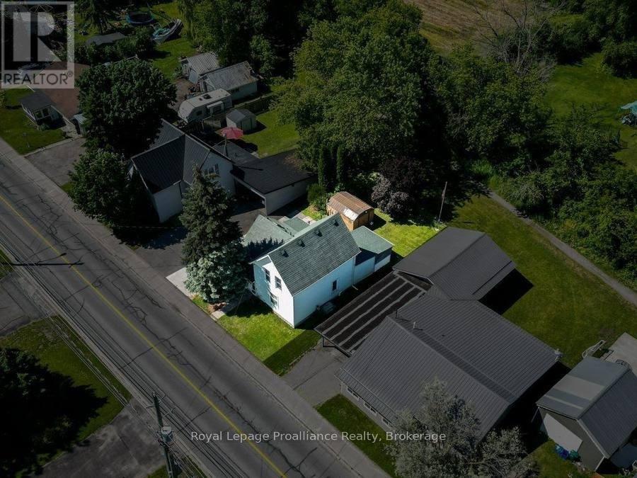 217 NORTH TRENT STREET - 42