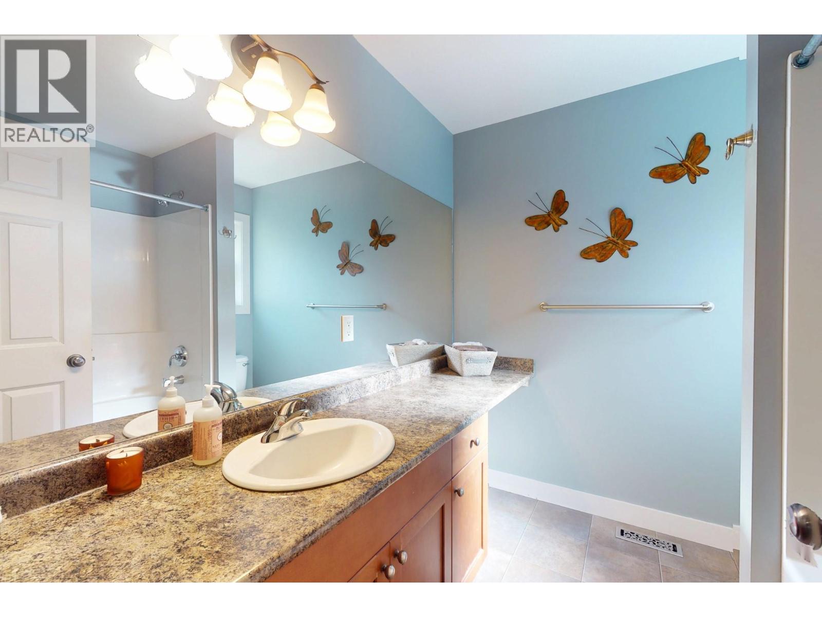 1376 Nishi Court - 17