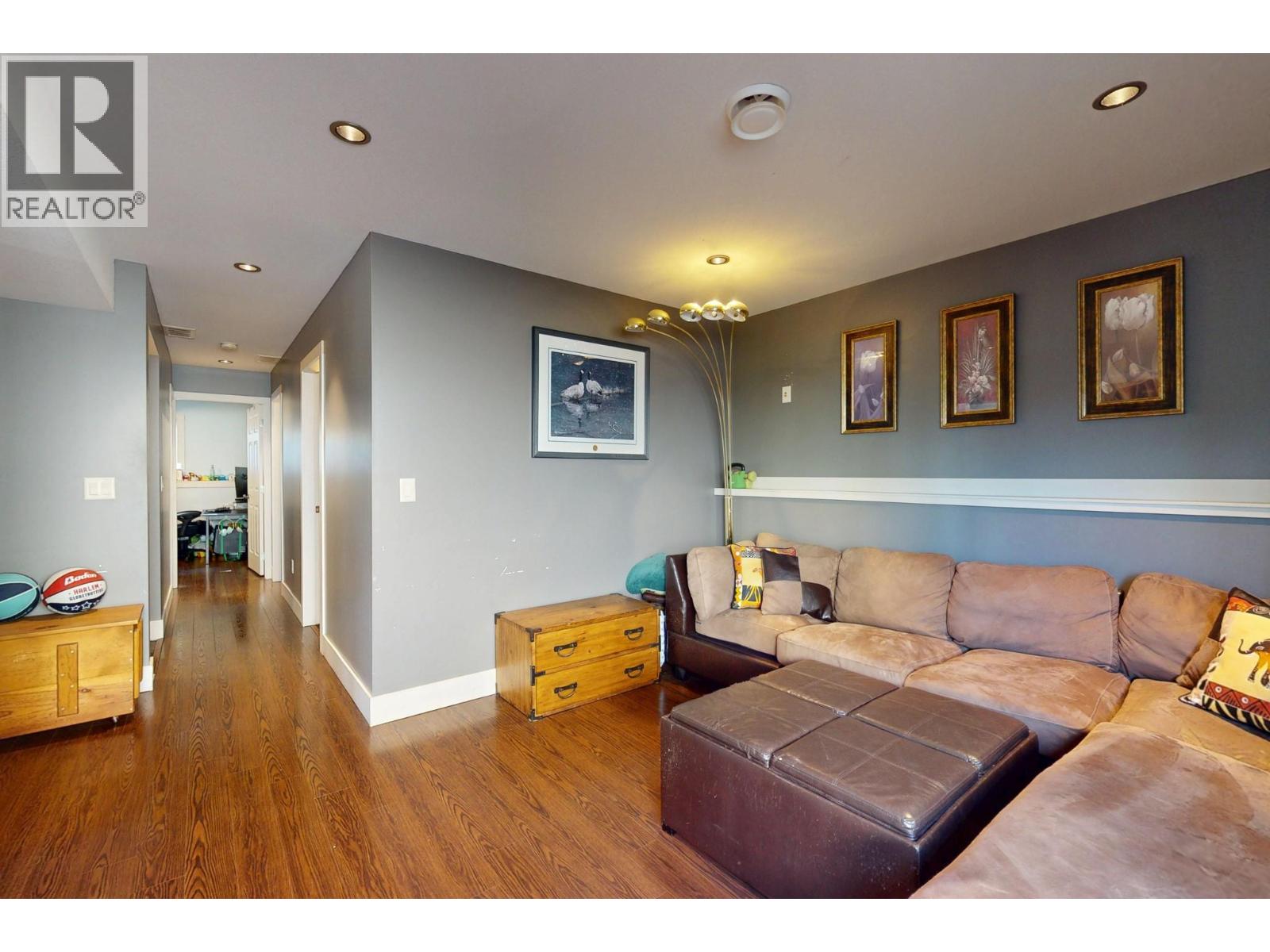 1376 Nishi Court - 22