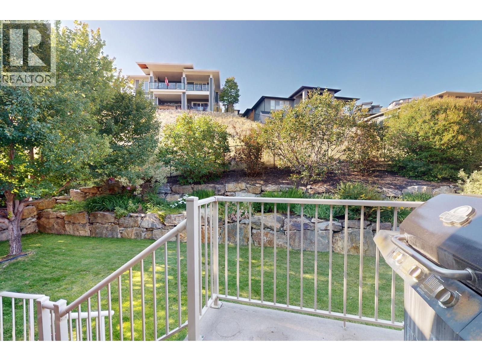 1376 Nishi Court - 30