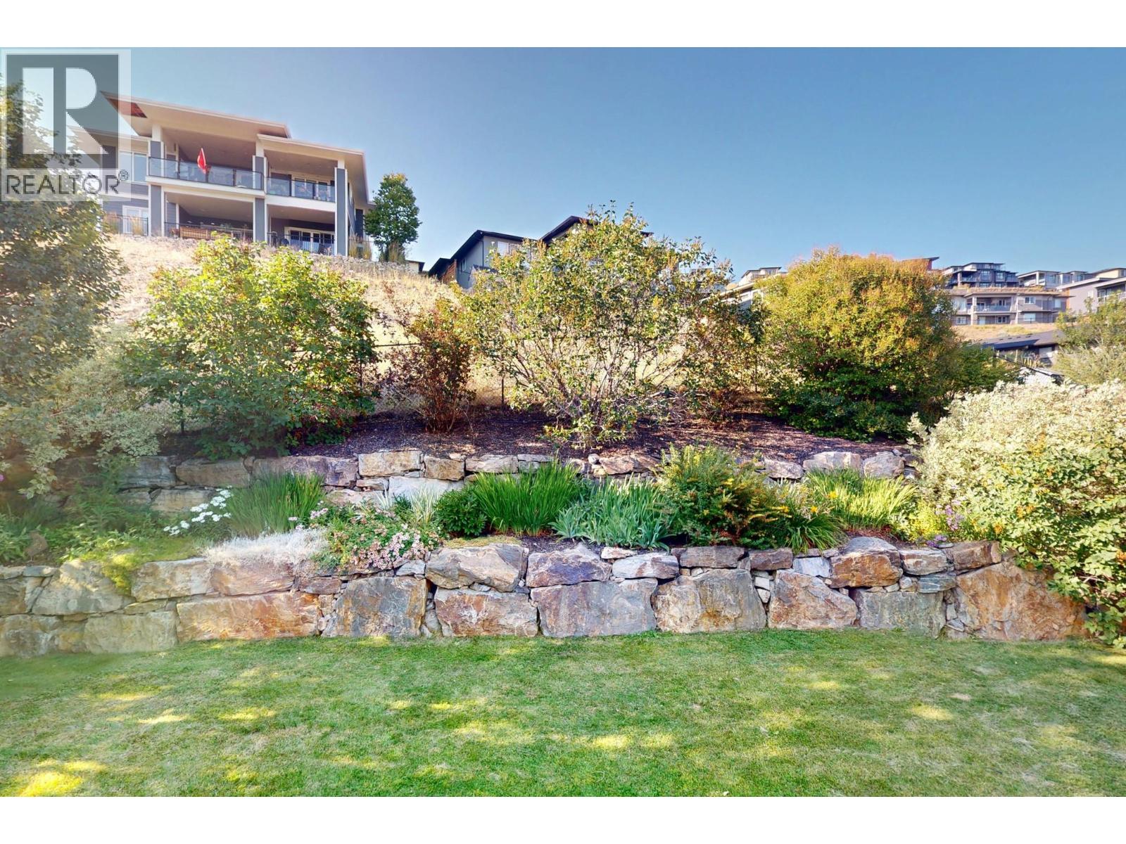 1376 Nishi Court - 39