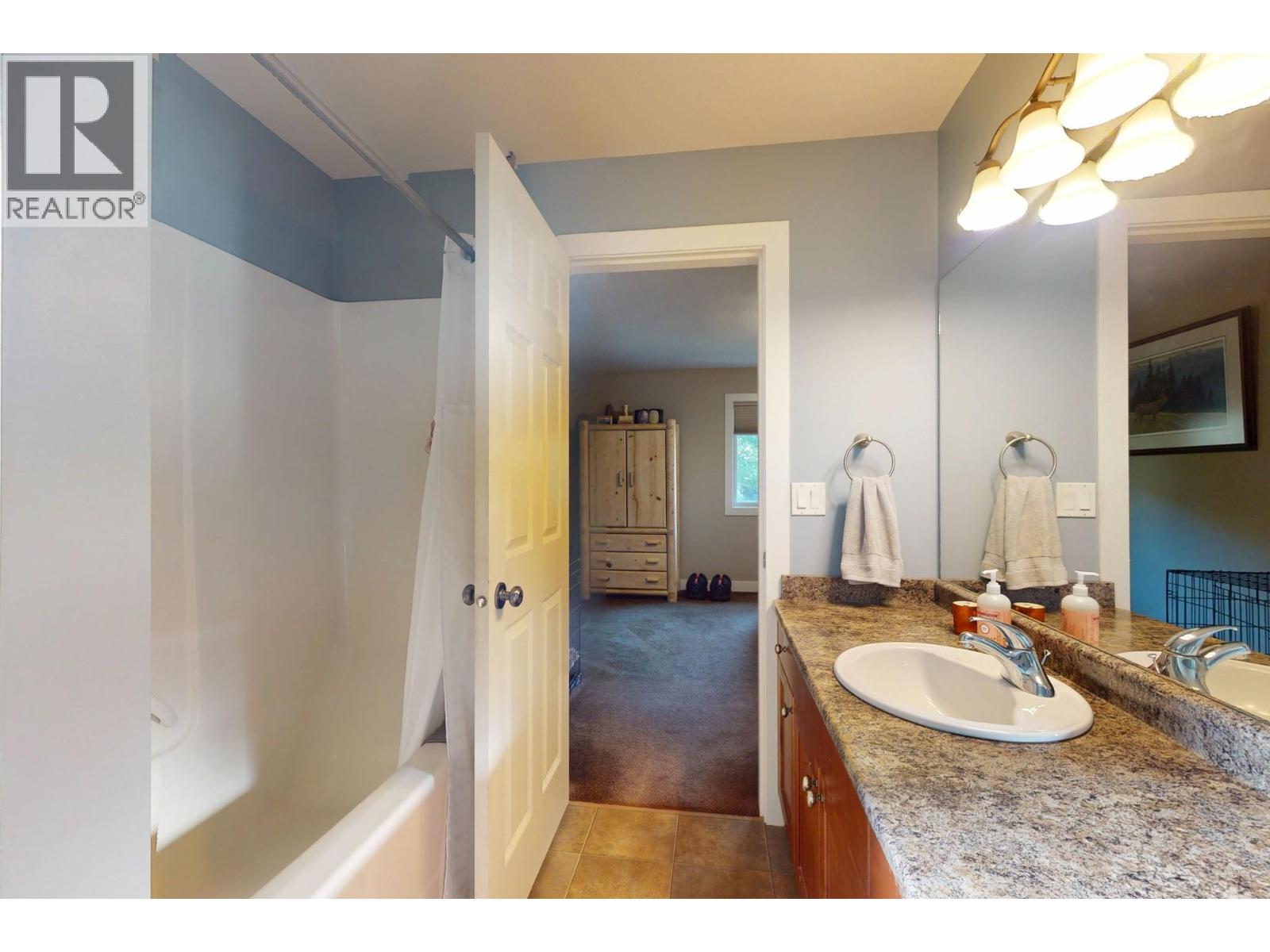 1376 Nishi Court - 40