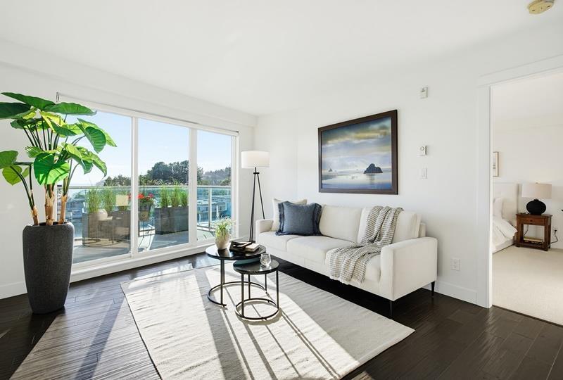#603 14955 VICTORIA AVENUE, White Rock