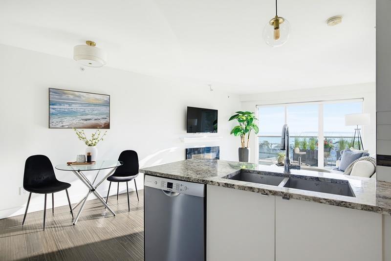 #603 14955 VICTORIA AVENUE, White Rock