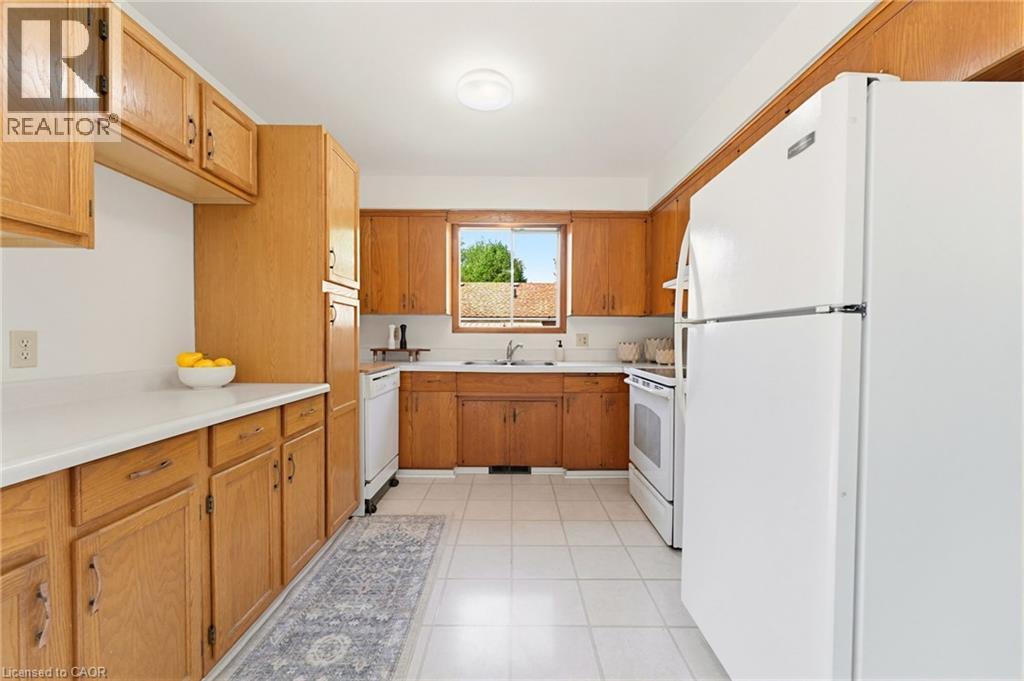 665 RICHMOND Avenue N - 5