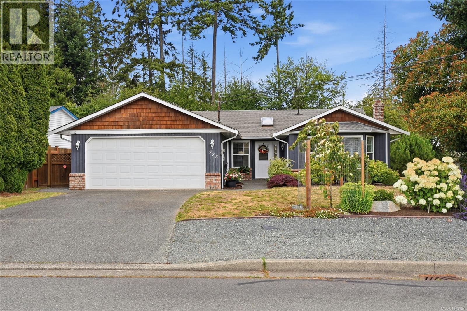 773 Forsyth Ave - 1