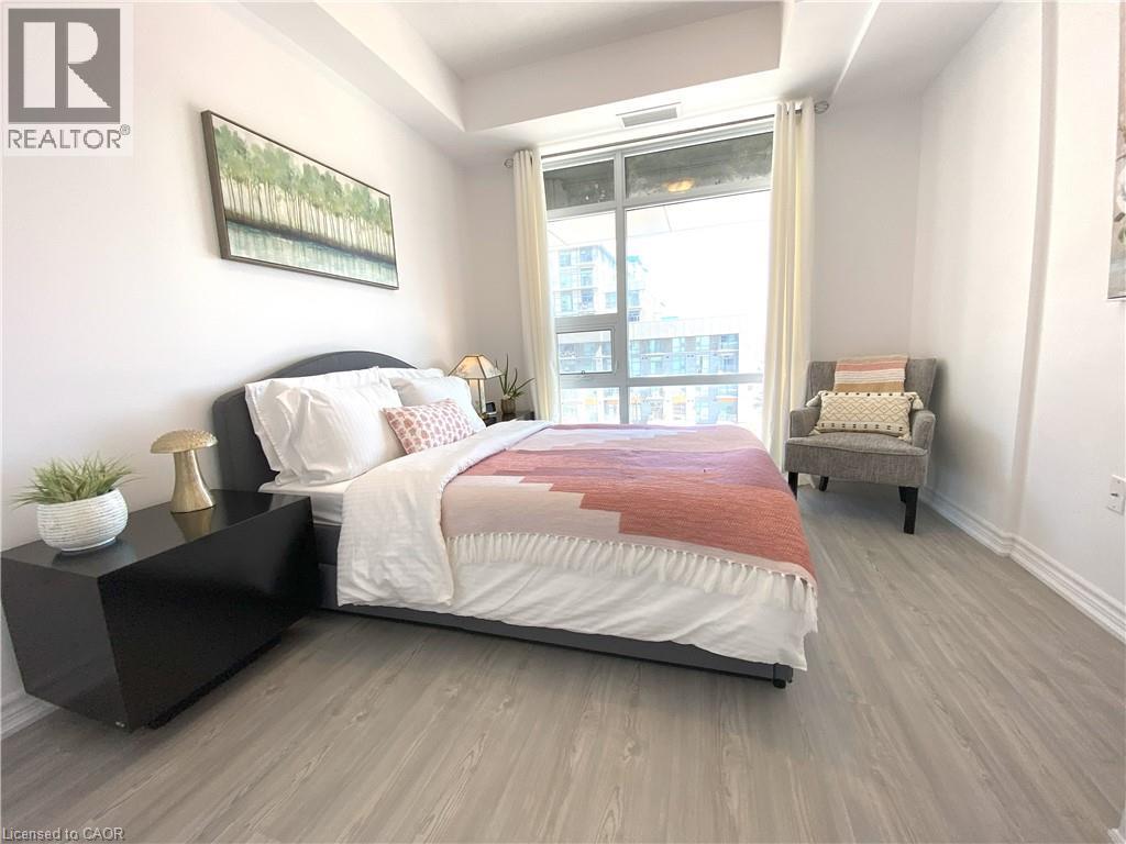 #428 450 DUNDAS Street E - 5