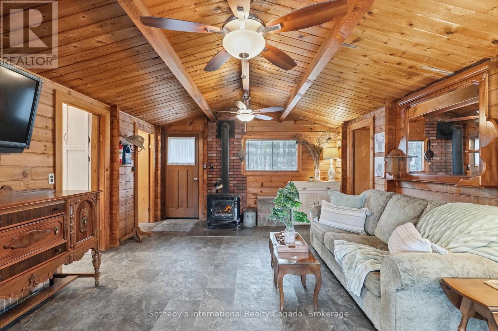 1041 CROCKFORD LANE S - 17