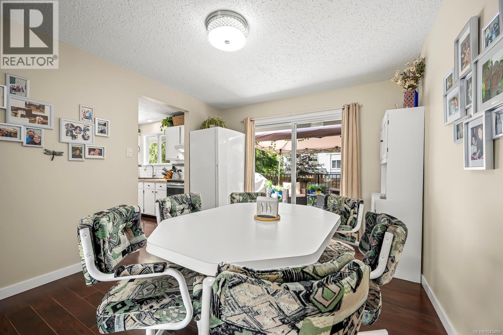 58 Mitchell Rd - 21