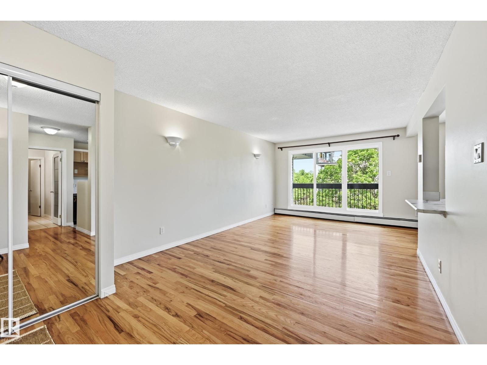 #433 11217 103 AV NW - 3