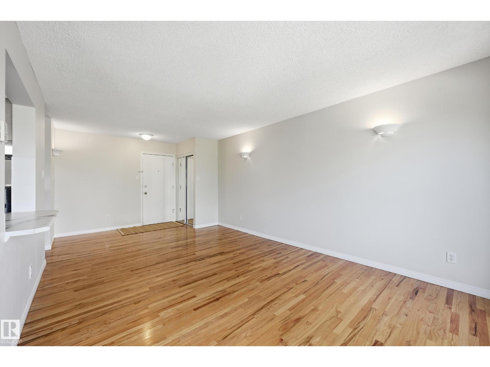 #433 11217 103 AV NW - 5
