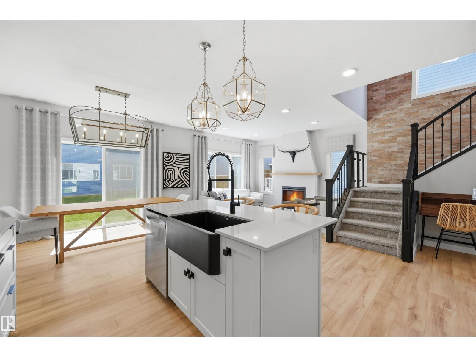 3243 DIXON WY SW - 1