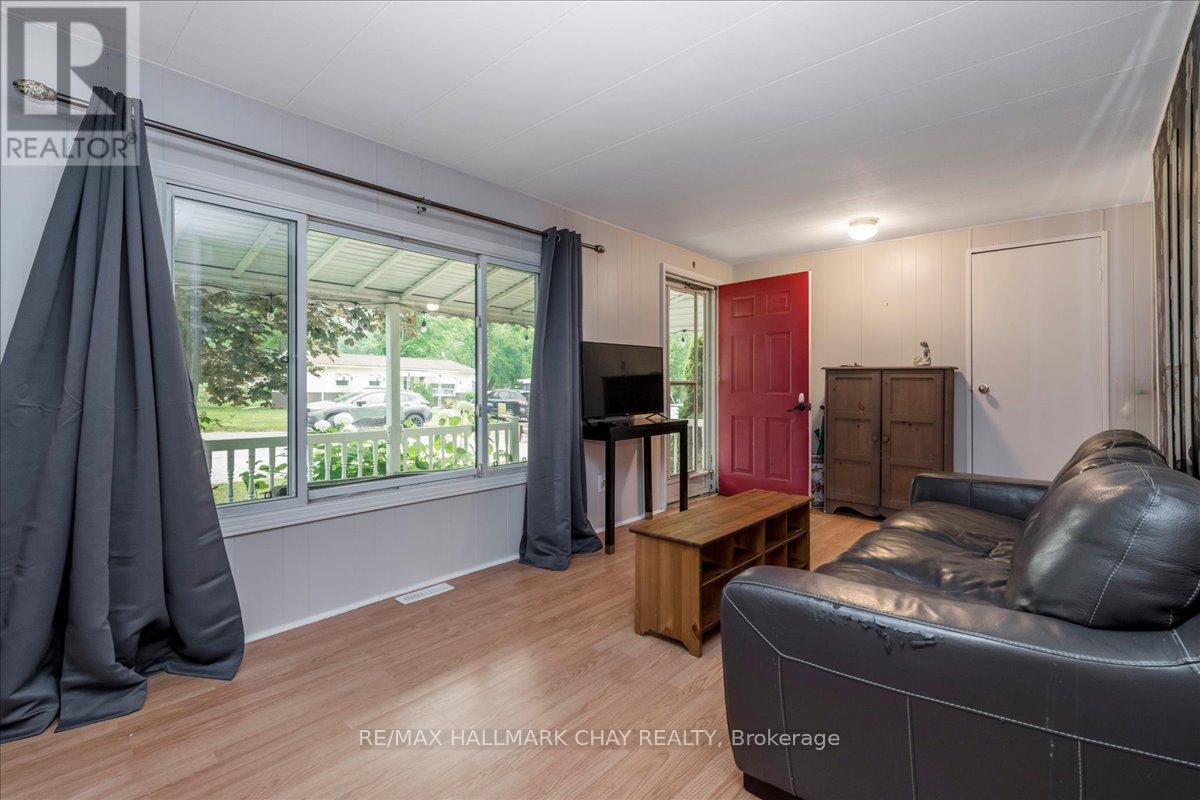 28 FLORA COURT - Image 5