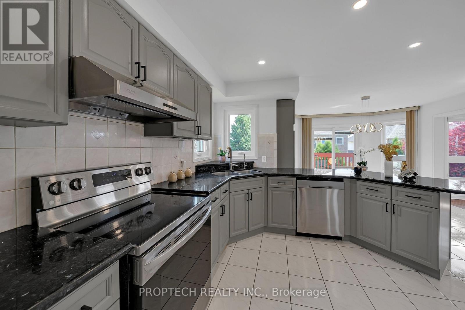 111 PADDOCK LANE - 20