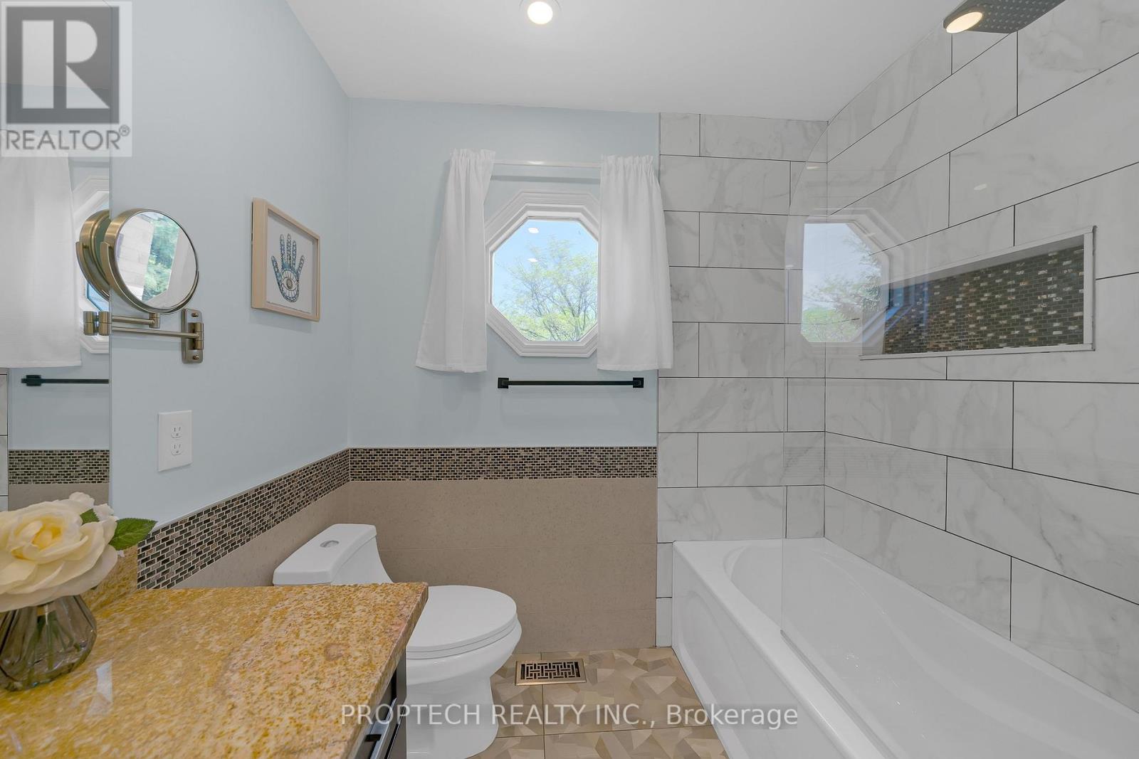111 PADDOCK LANE - 32