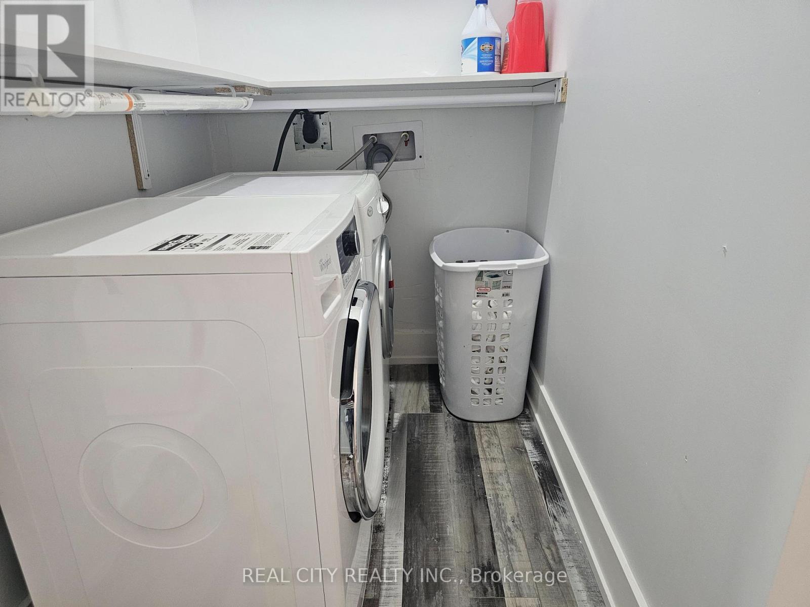 135 FAROOQ BOULEVARD - 10