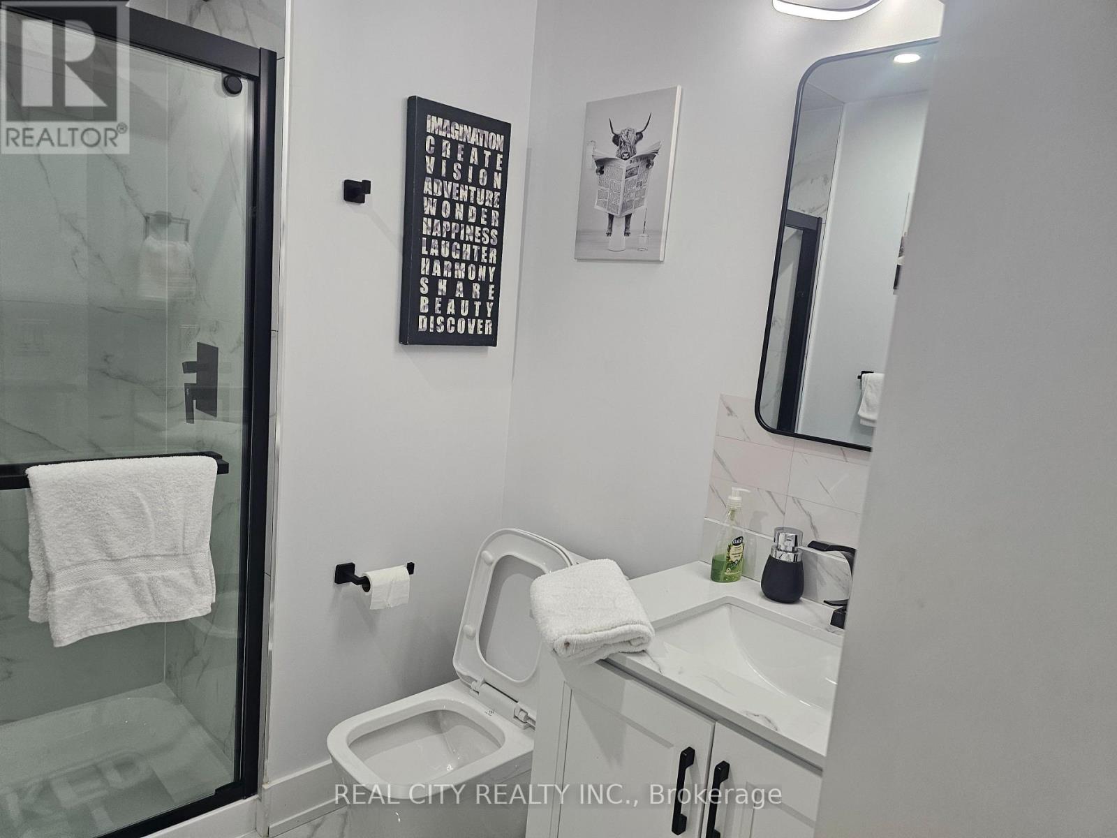 135 FAROOQ BOULEVARD - 15