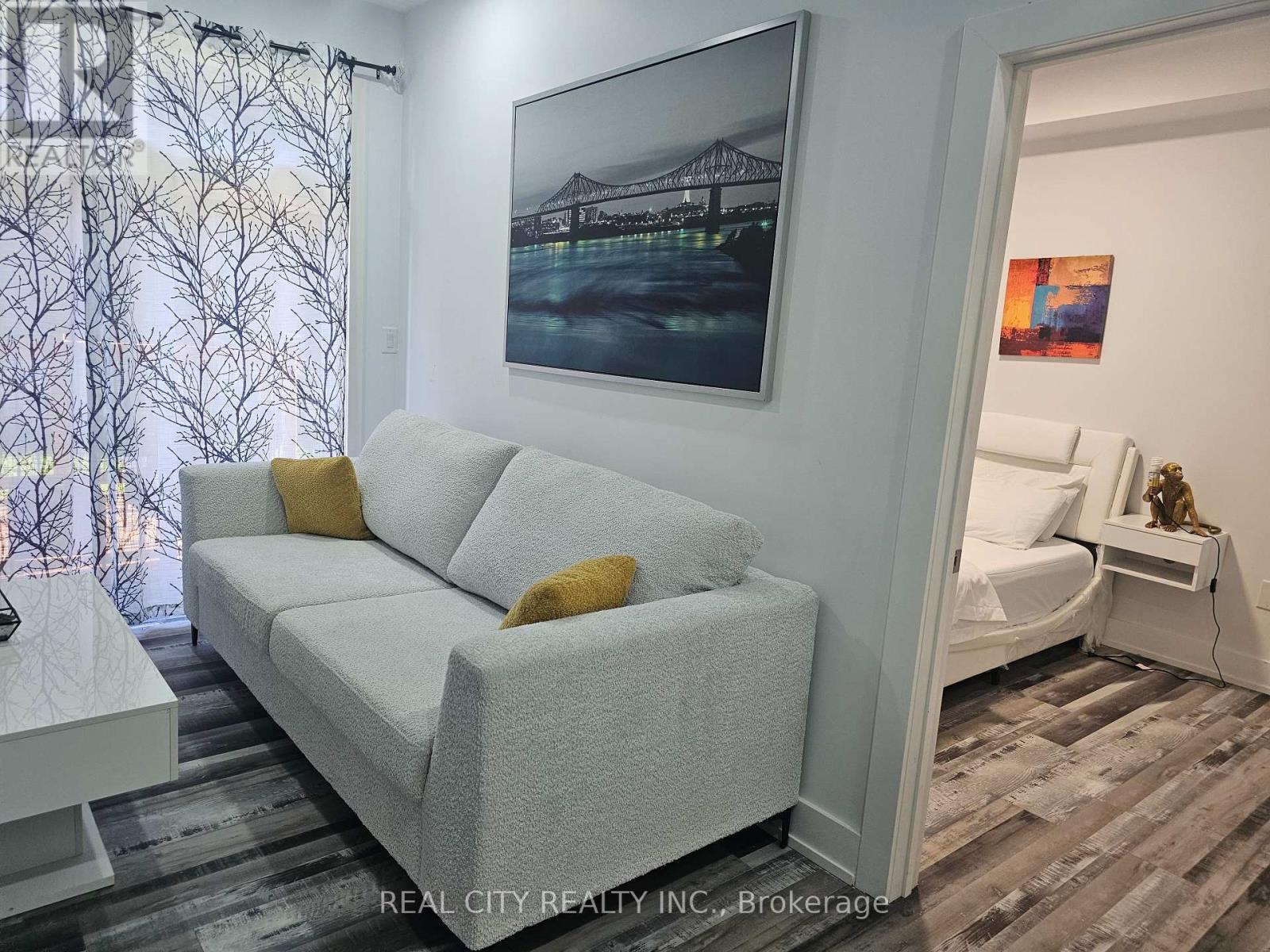 135 FAROOQ BOULEVARD - 3