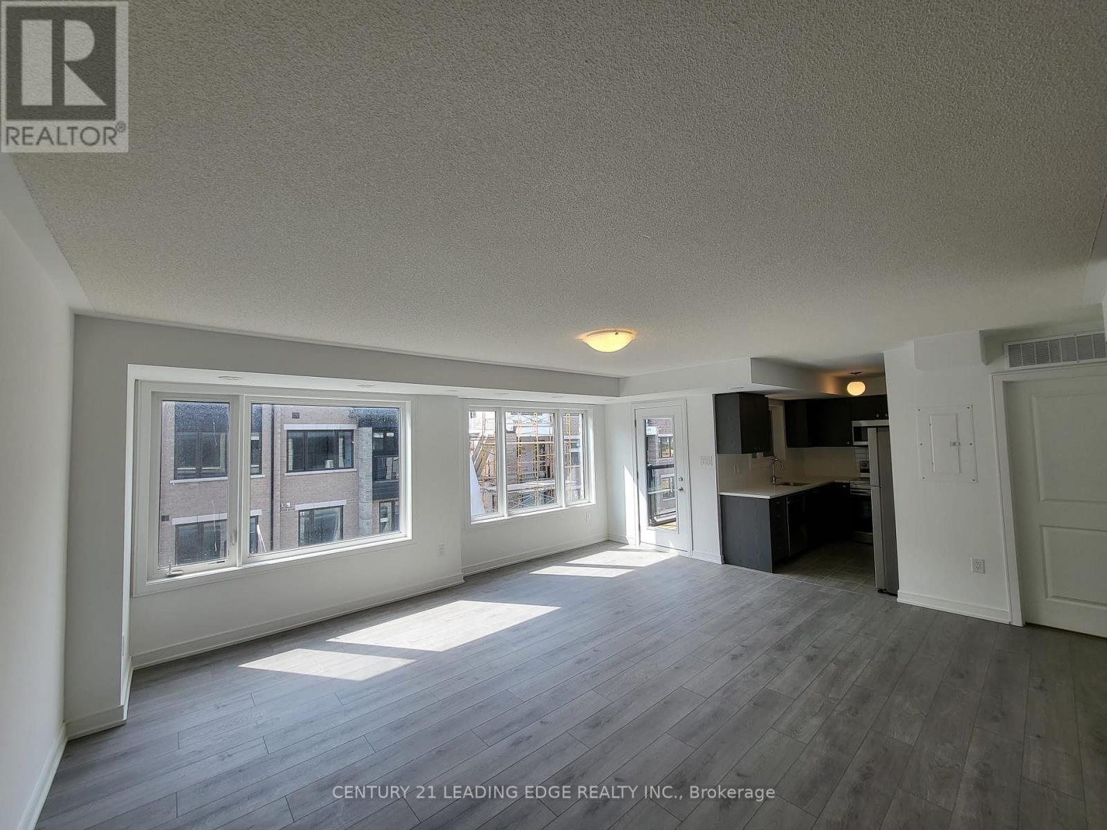 27 MAGNOLIA LANE - 1