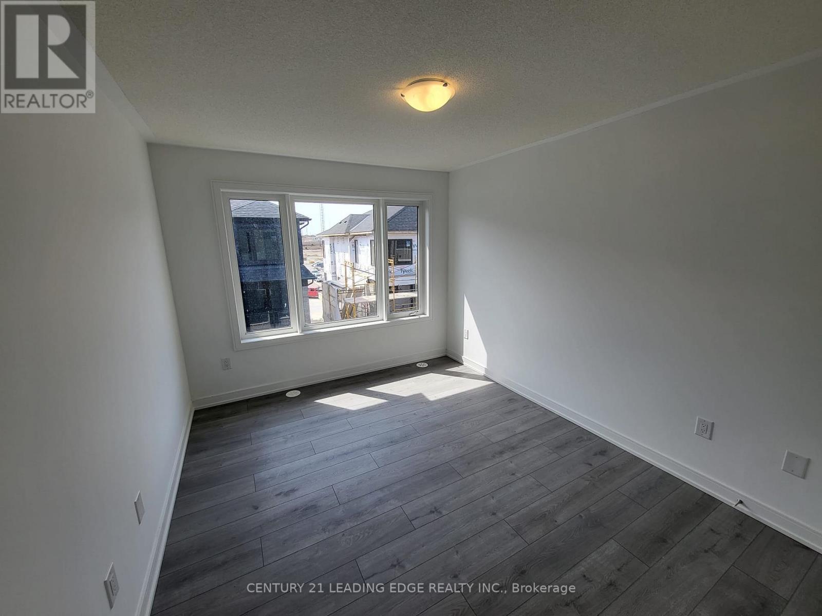 27 MAGNOLIA LANE - 13