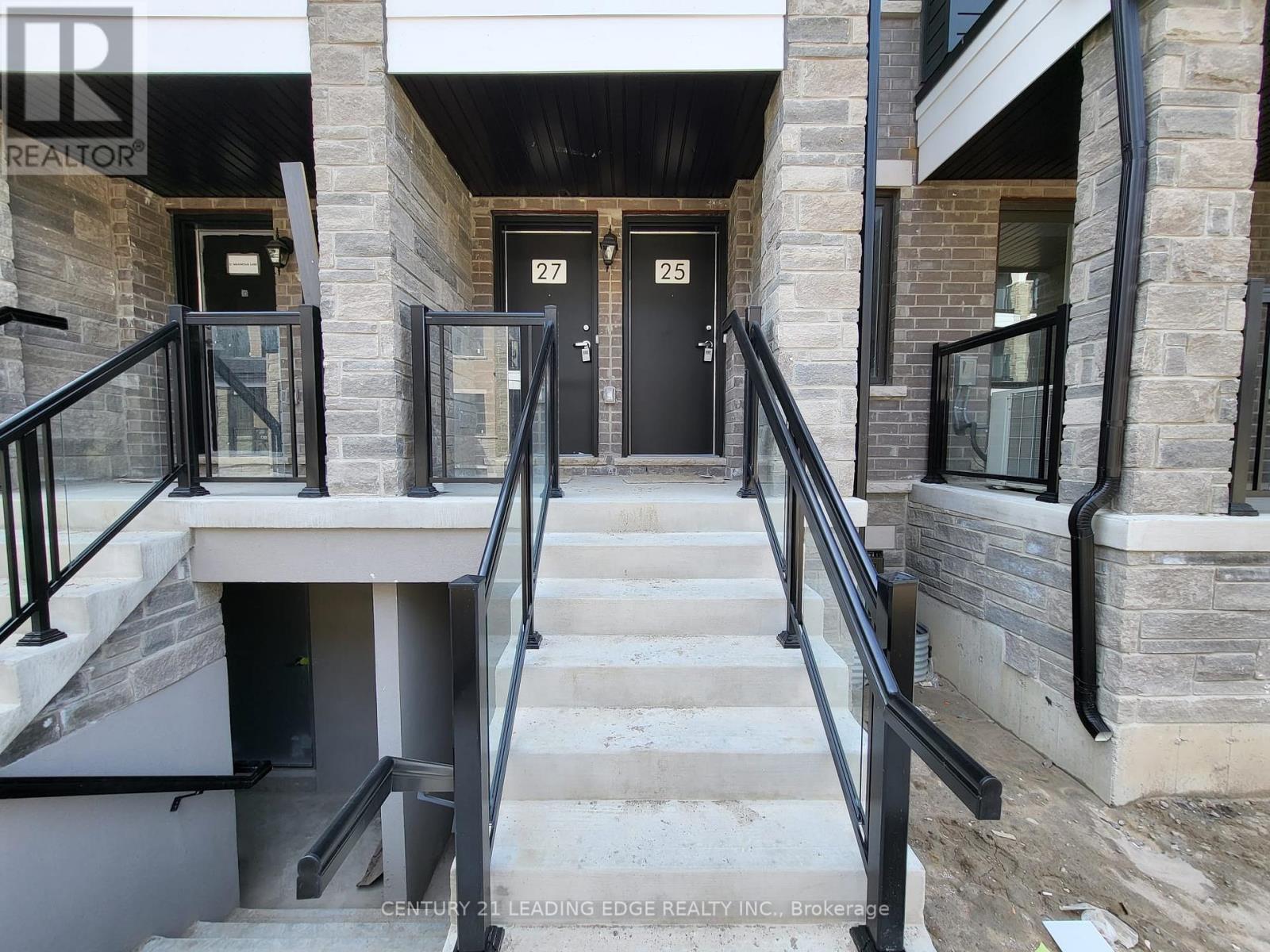 27 MAGNOLIA LANE - 26