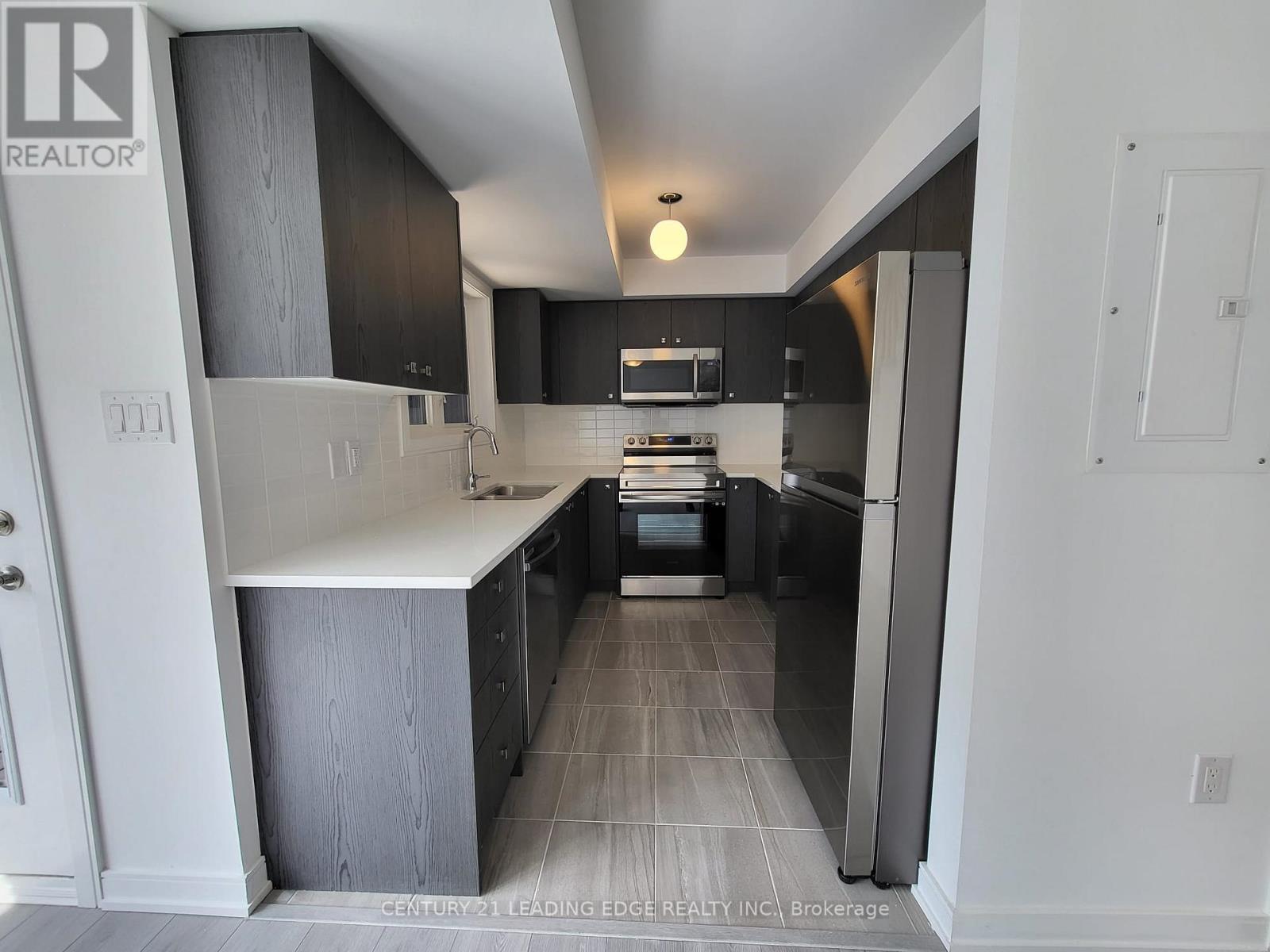 27 MAGNOLIA LANE - 3