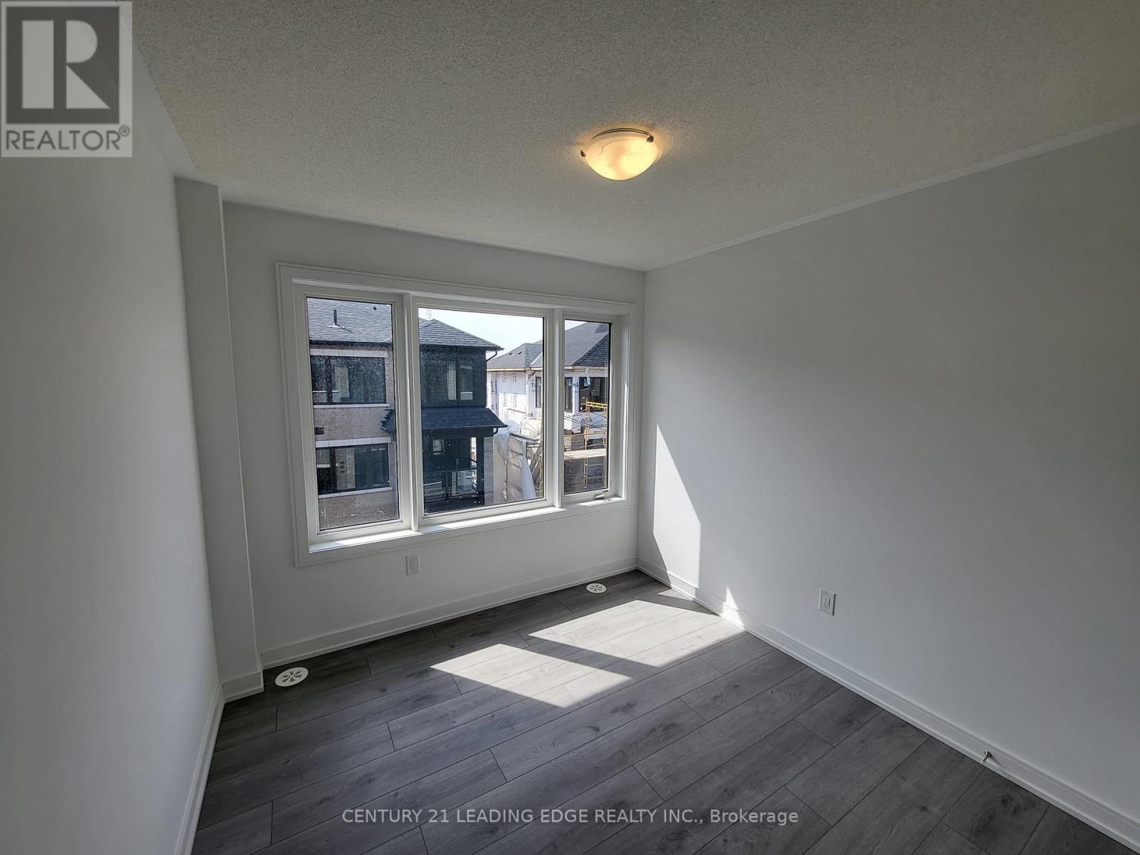 27 MAGNOLIA LANE - 14