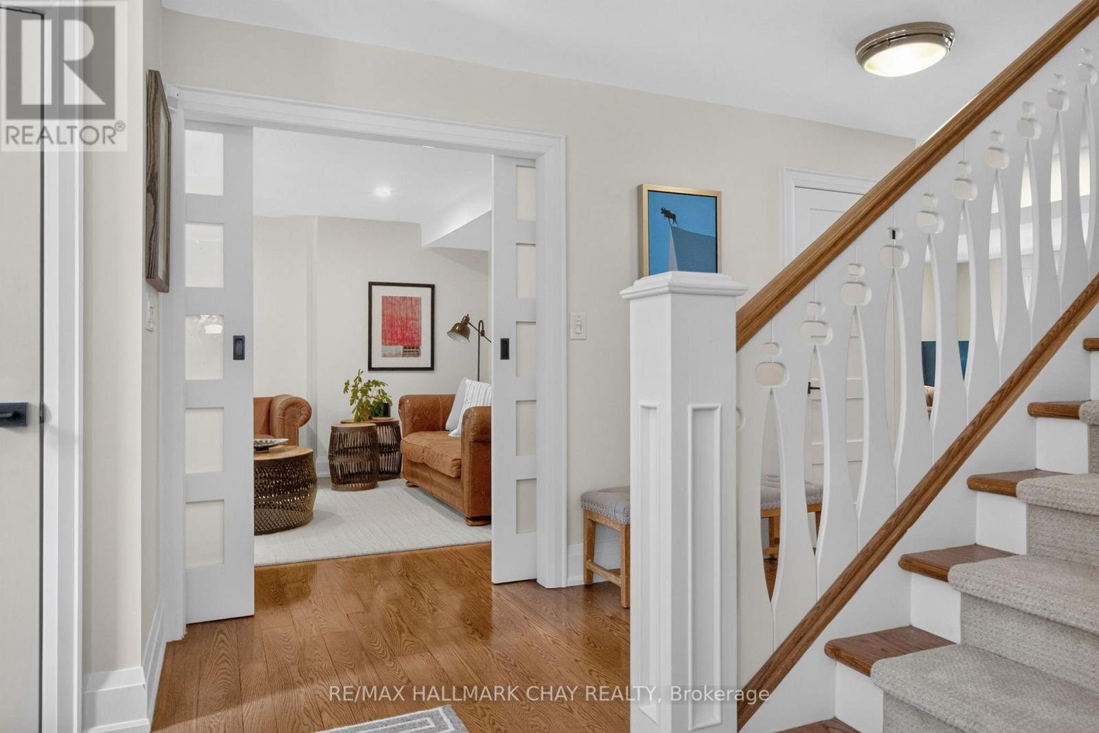 18 PINE LANE - 22
