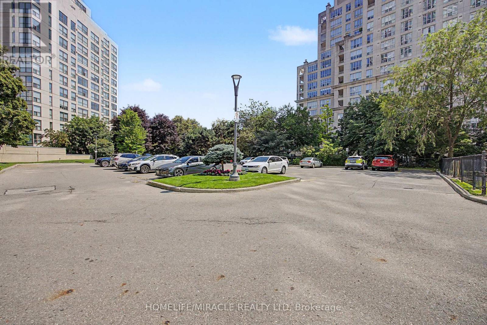 #2603 2269 LAKESHORE BOULEVARD W - 3
