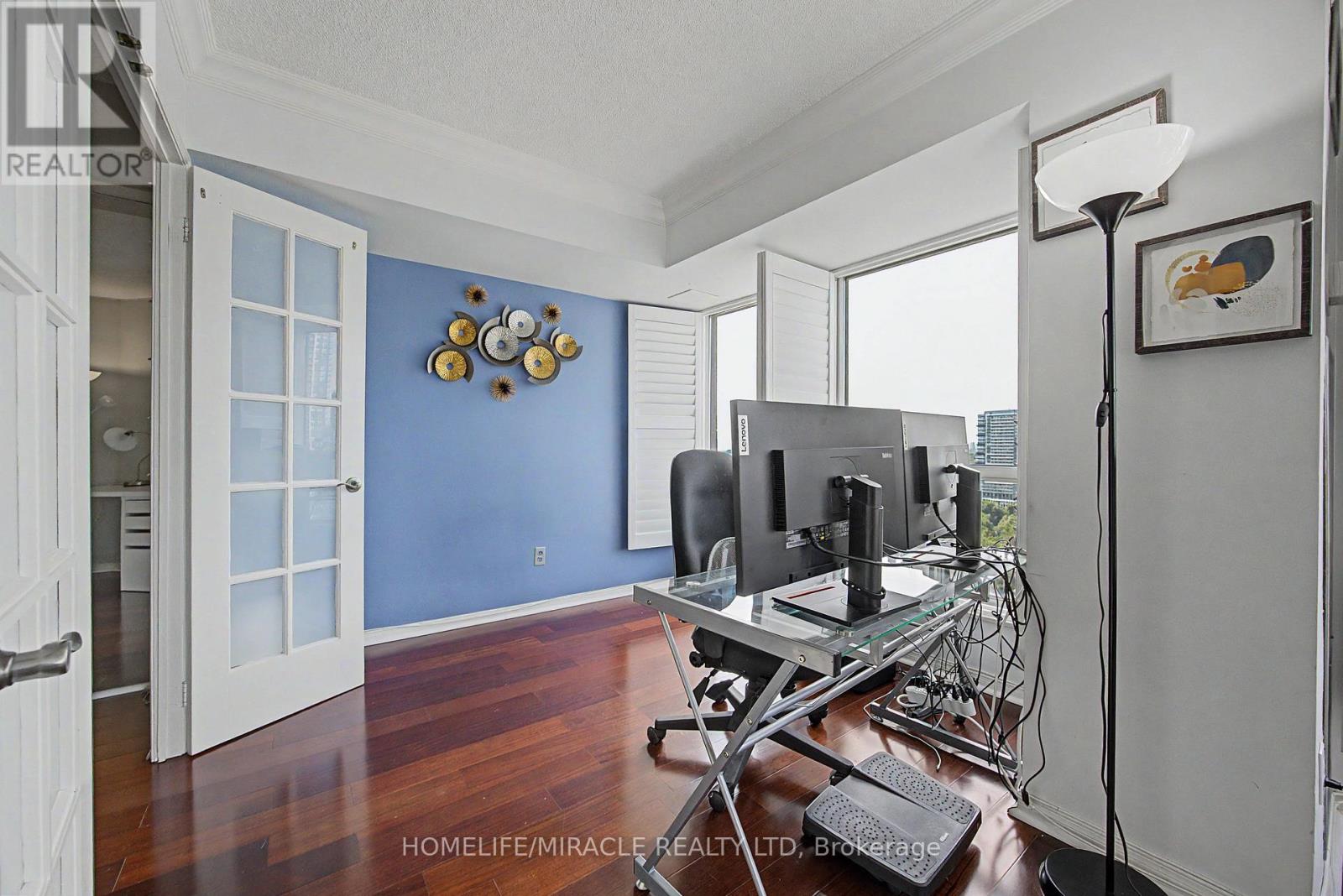 #2603 2269 LAKESHORE BOULEVARD W - 37