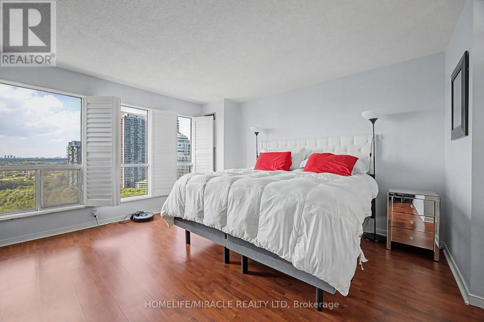 #2603 2269 LAKESHORE BOULEVARD W - 48