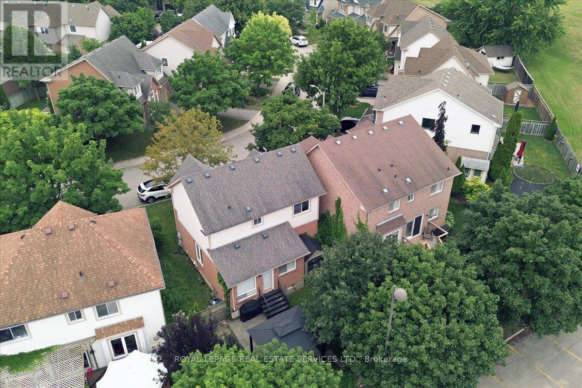5185 BUNTON CRESCENT - 19