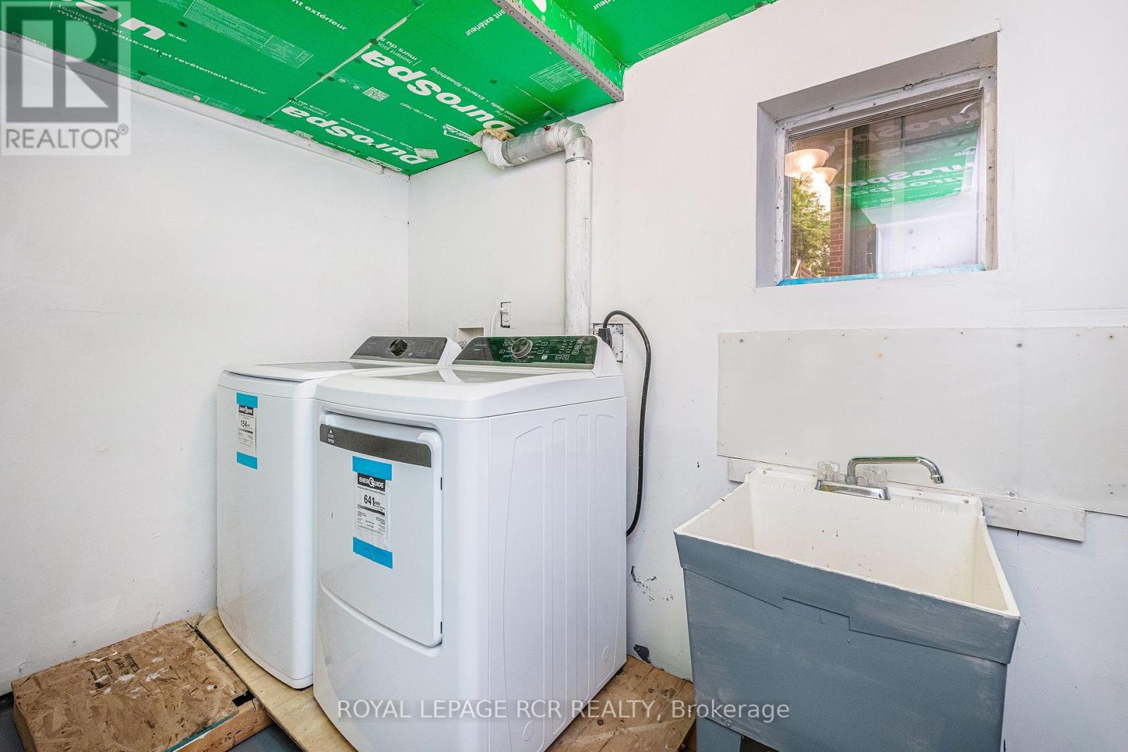 24 PETUNIAS ROAD - 24