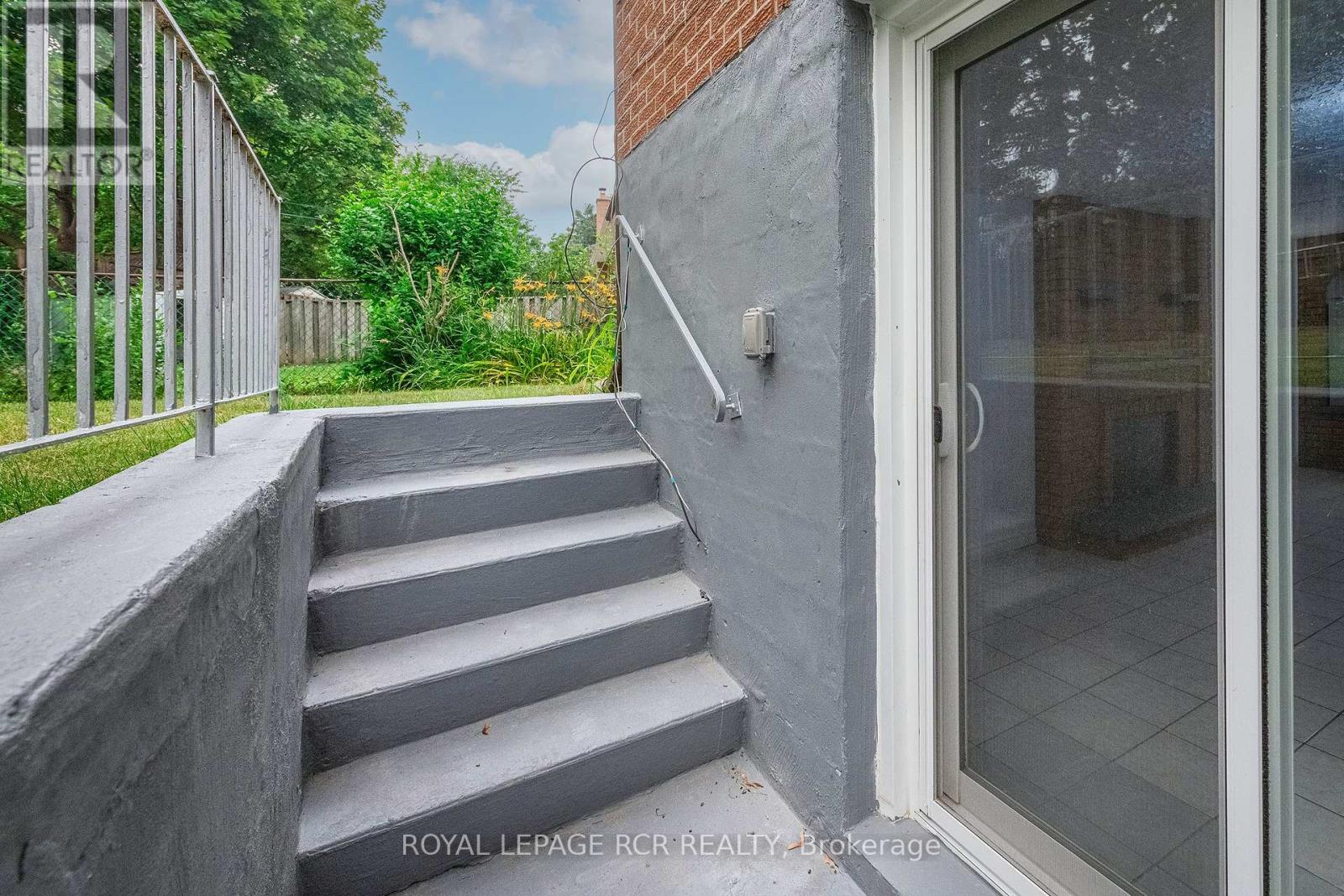 24 PETUNIAS ROAD - 38