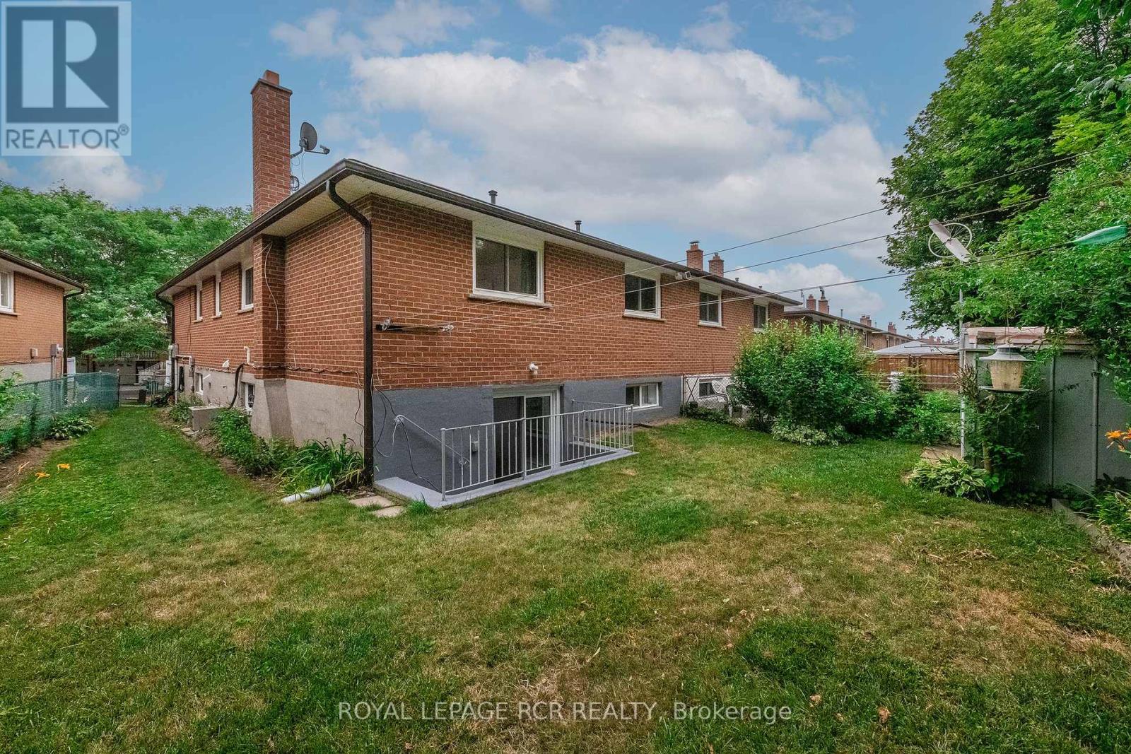 24 PETUNIAS ROAD - 39