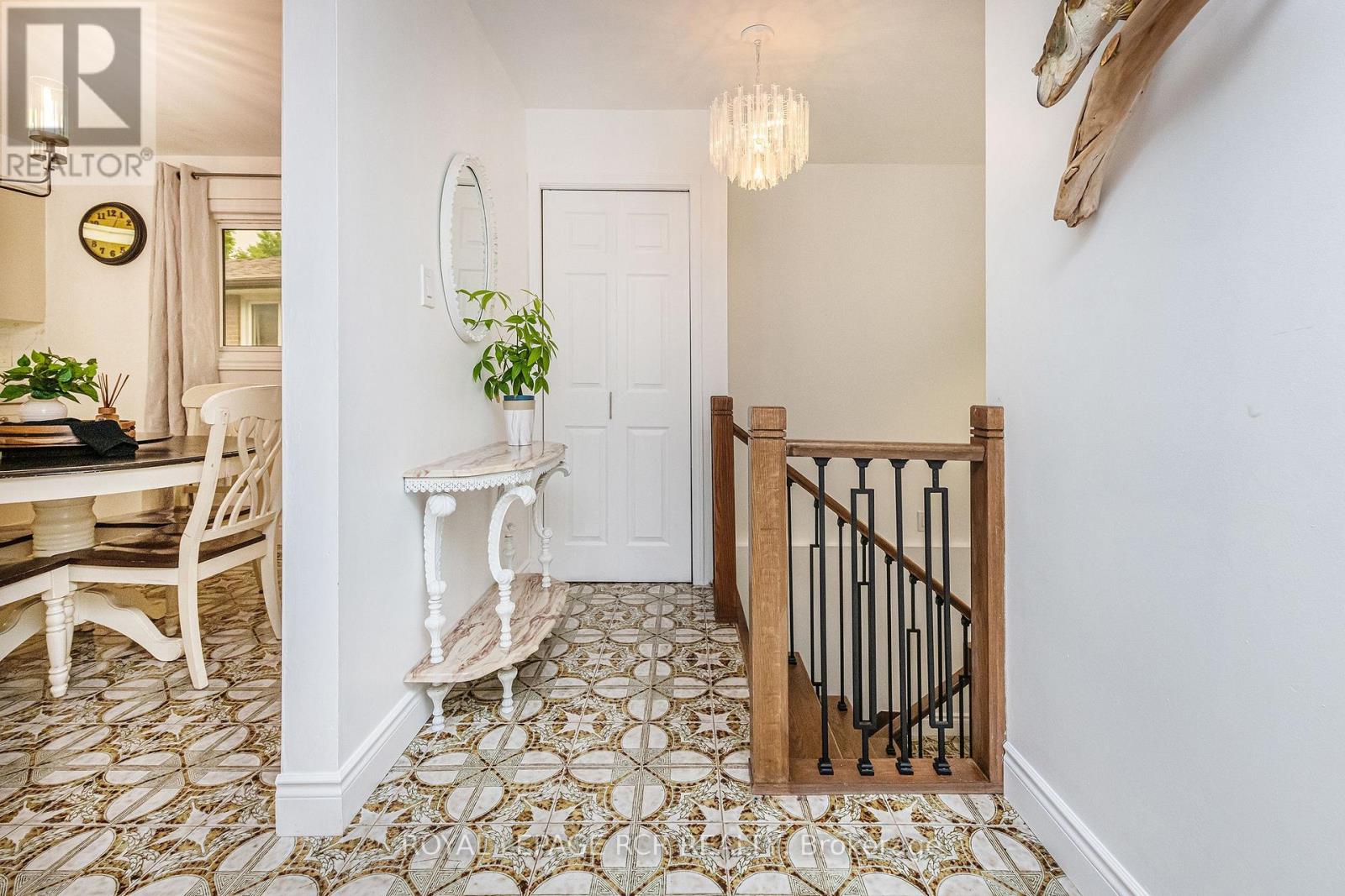 24 PETUNIAS ROAD - 6