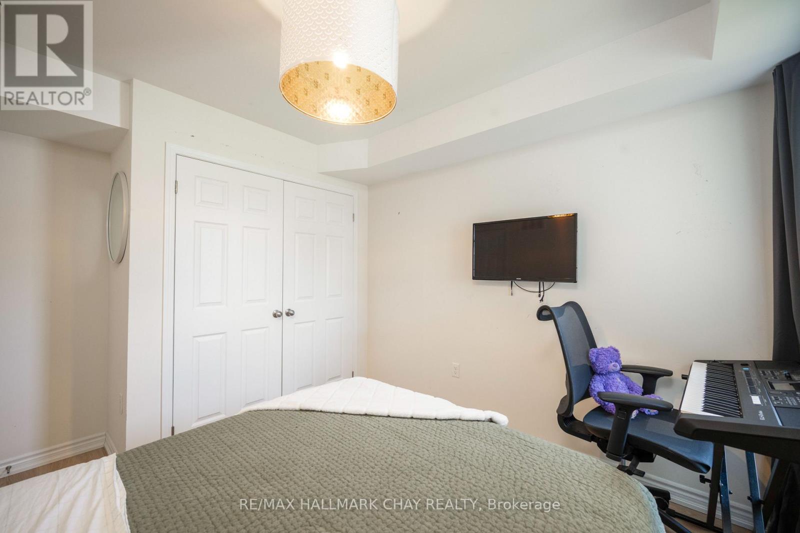 41 MASTERS CRESCENT - 17