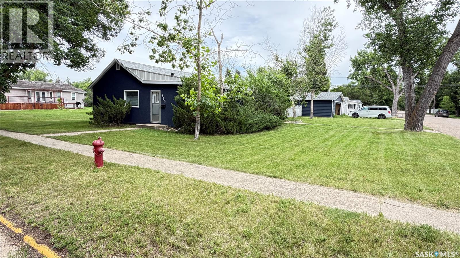 320 Aspen STREET - 2