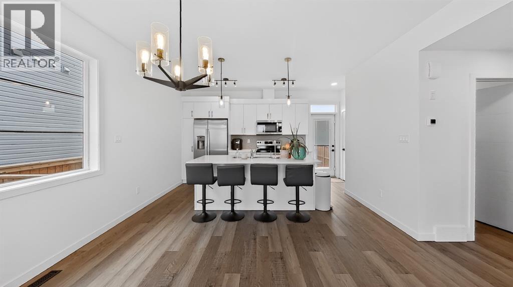 302 Uplands Boulevard N - 6