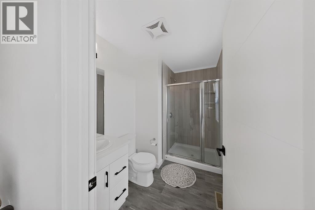 302 Uplands Boulevard N - 26