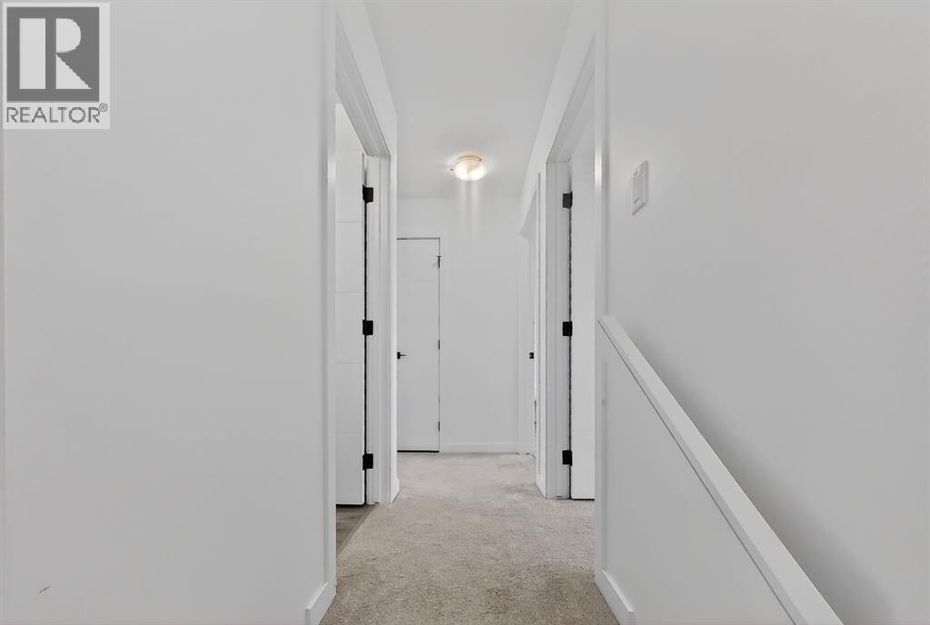 302 Uplands Boulevard N - 13