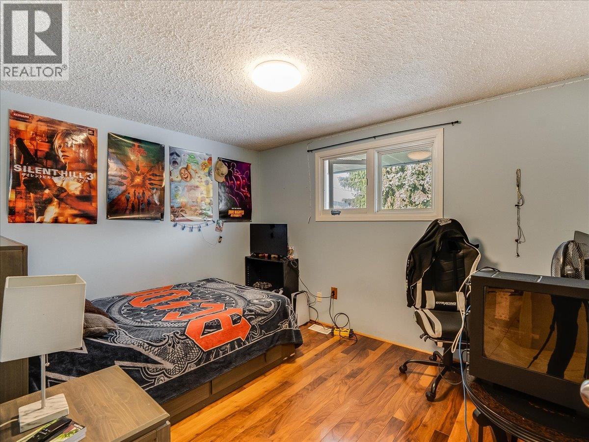 1076 COLUMBIA GARDENS Road - 26