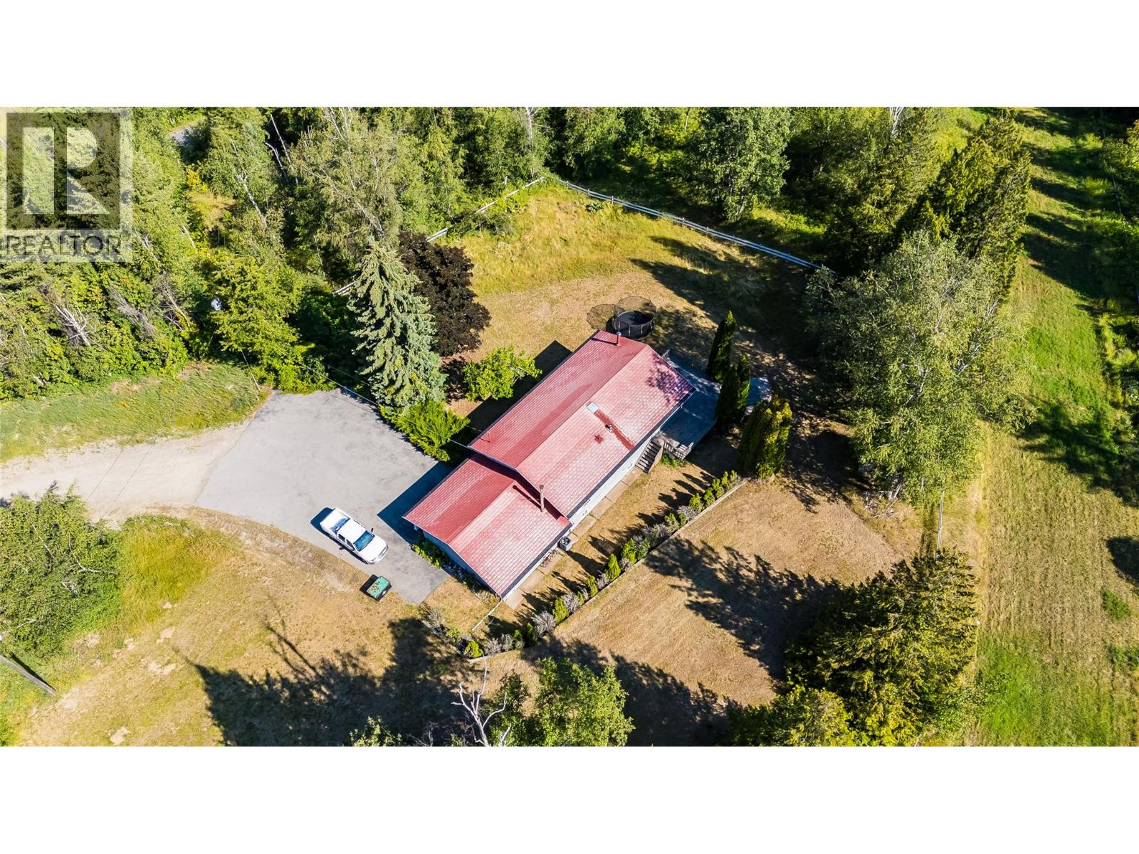 1076 COLUMBIA GARDENS Road - 95