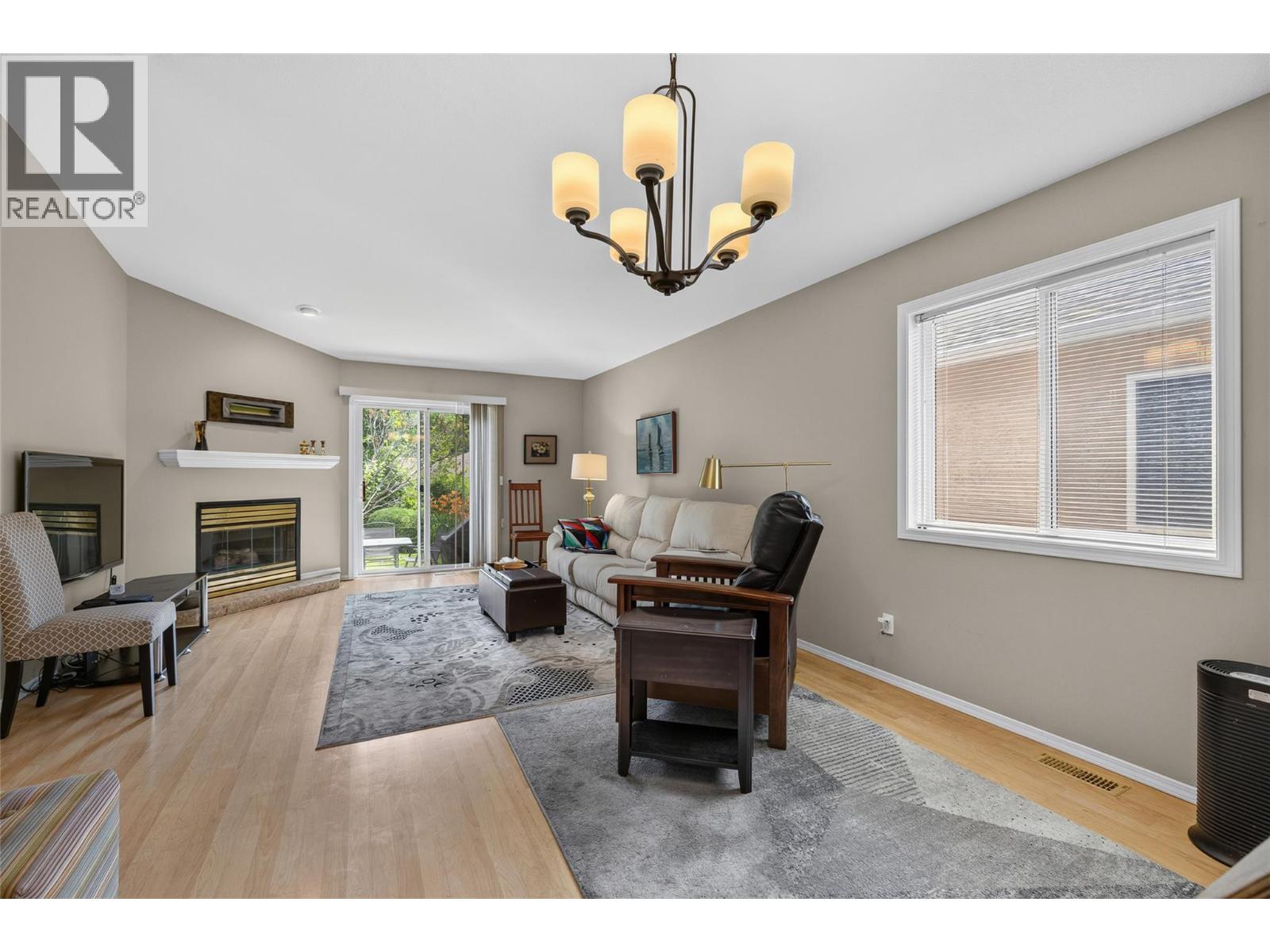 #91 2210 LOUIE Drive - 10