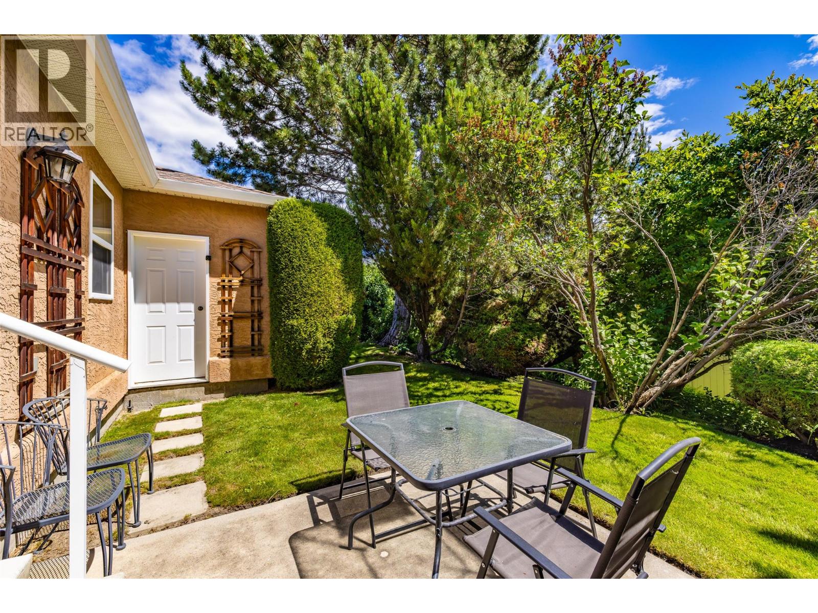 #91 2210 LOUIE Drive - 17