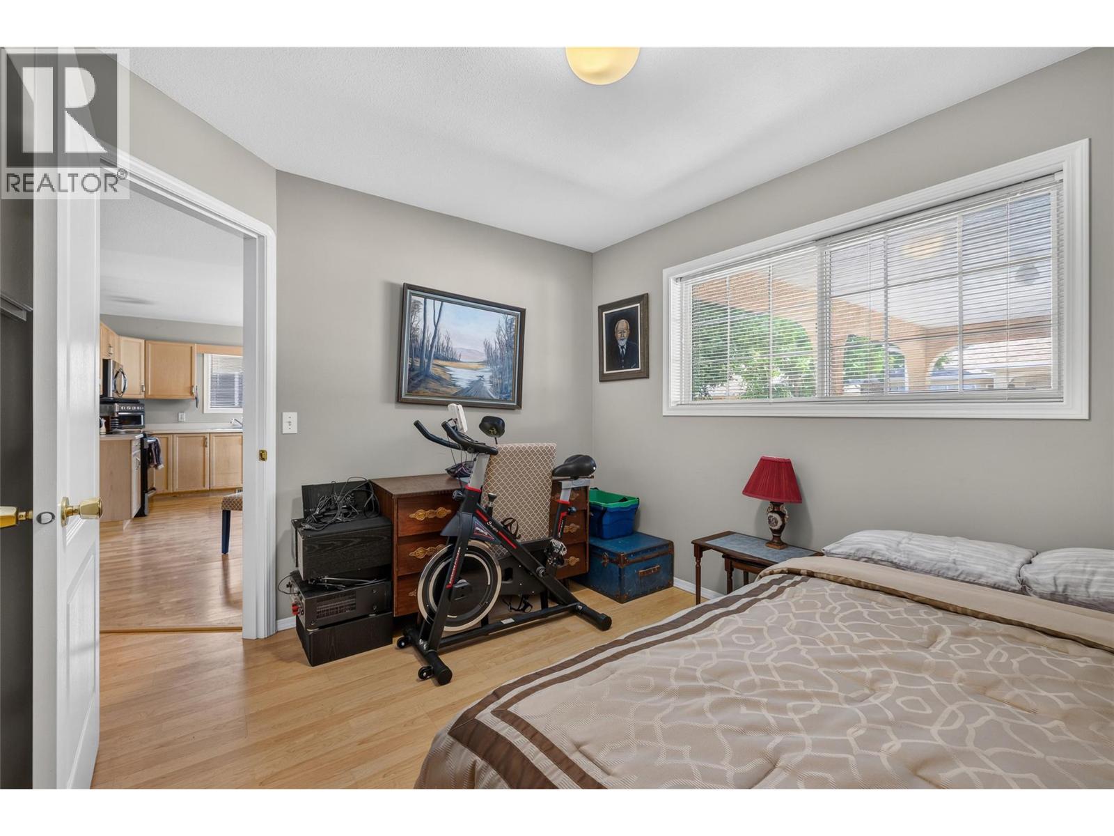 #91 2210 LOUIE Drive - 27
