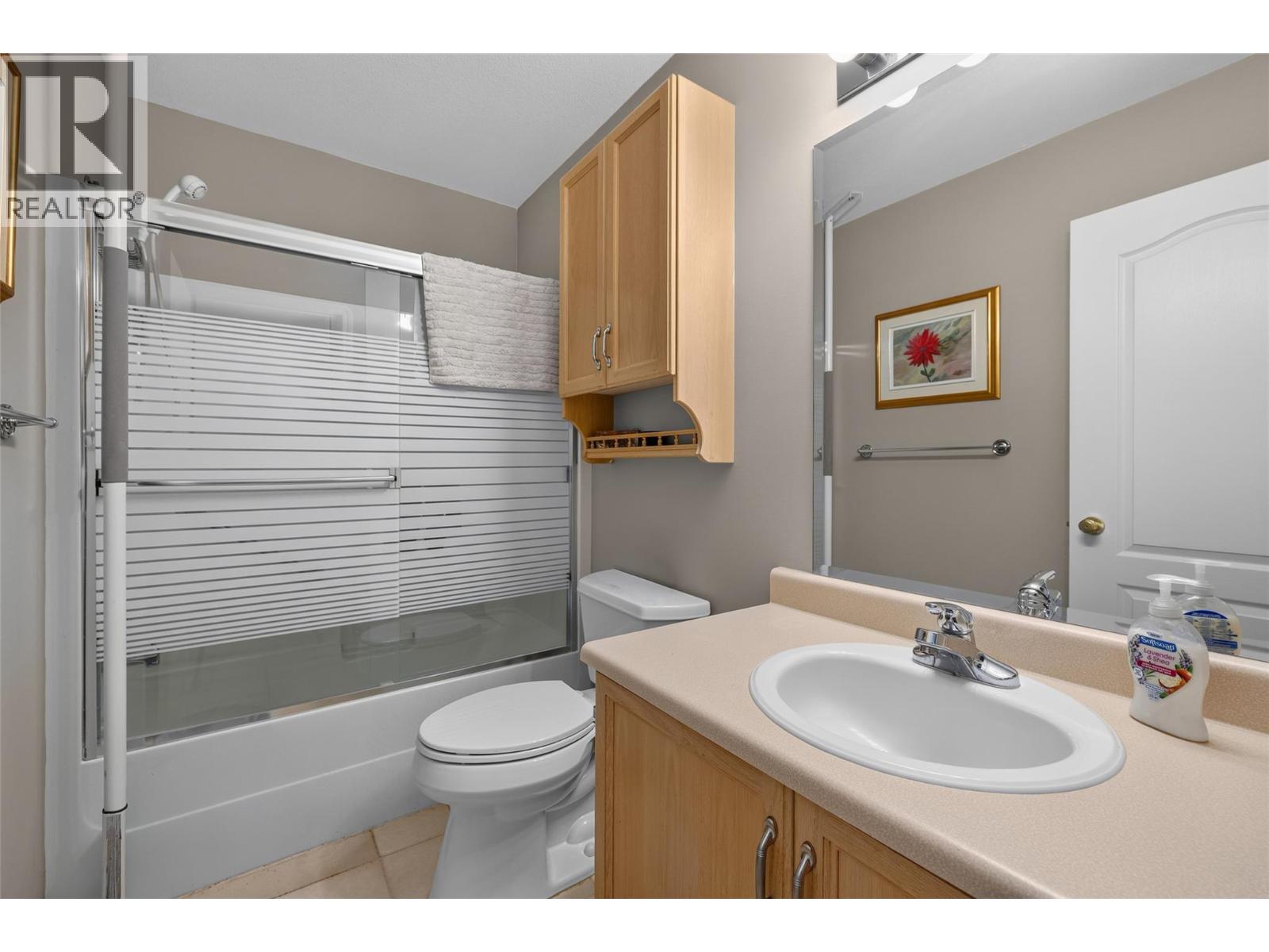 #91 2210 LOUIE Drive - 28